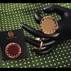 House of Harlow 1960 sunburst cocktail ring